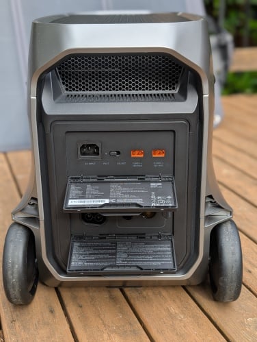 the back of theecoflow delta 3 ultra plus