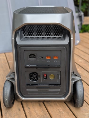 the back of the ecoflow delta 3 ultra plus