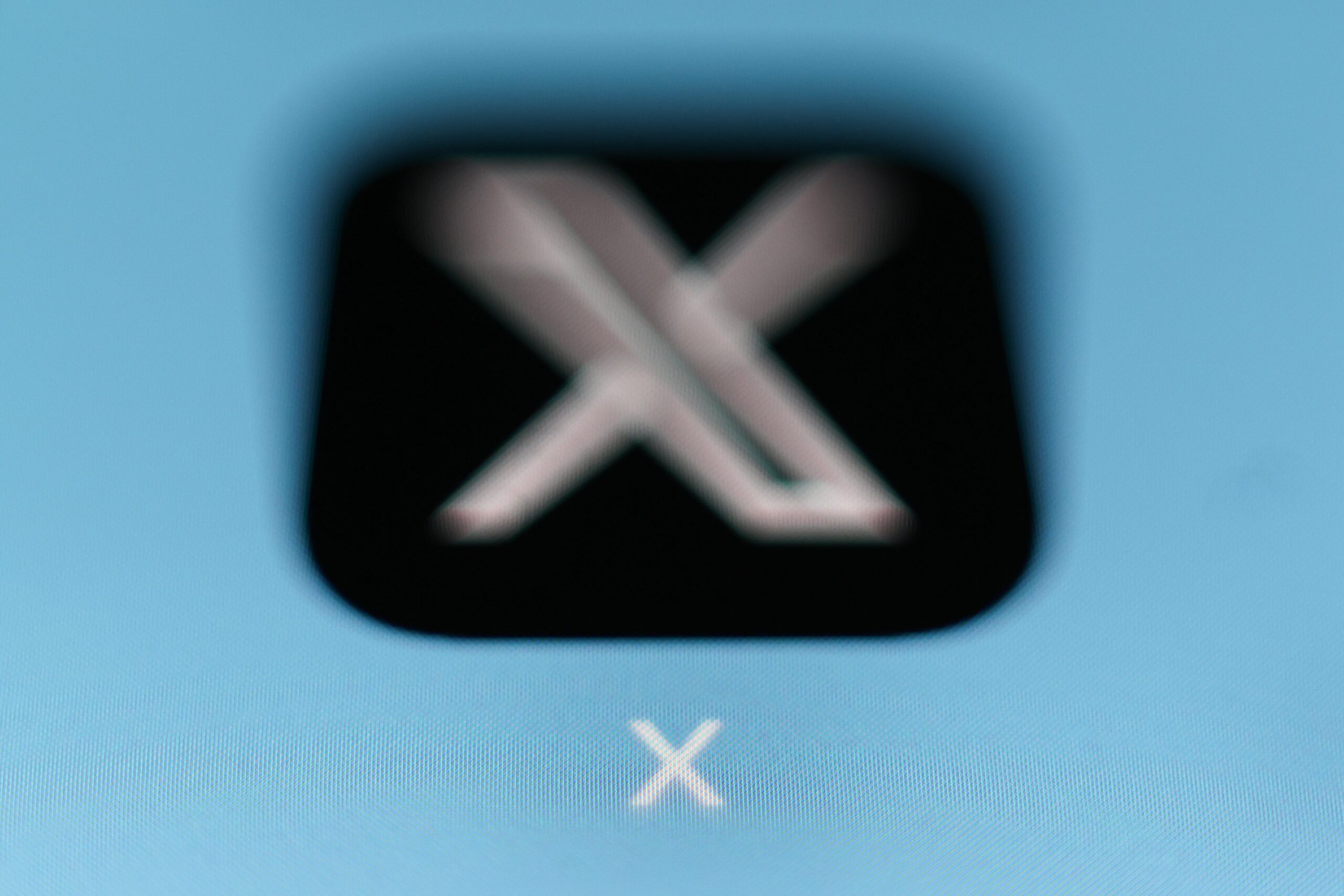 X logo