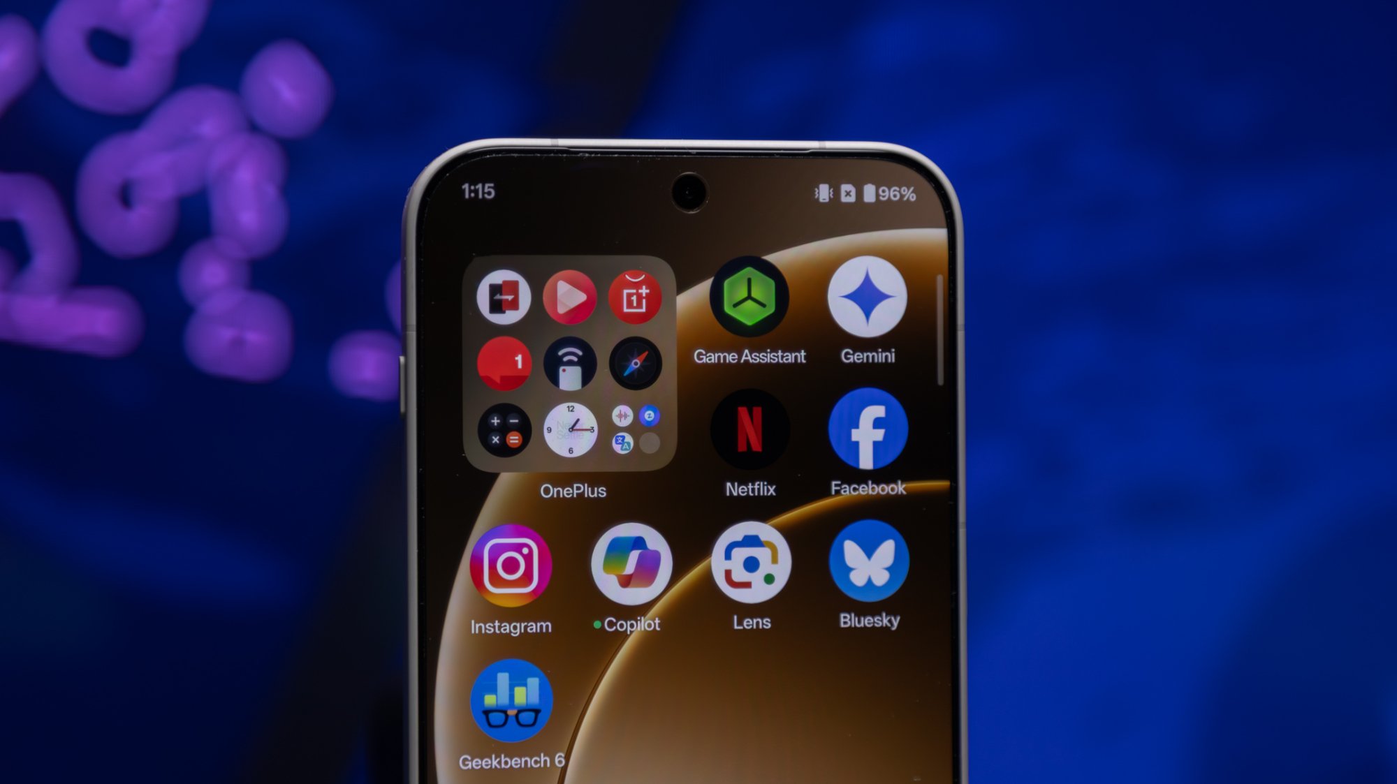 OnePlus 15 home screen