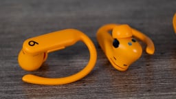 Beats Powerbeats Pro 2