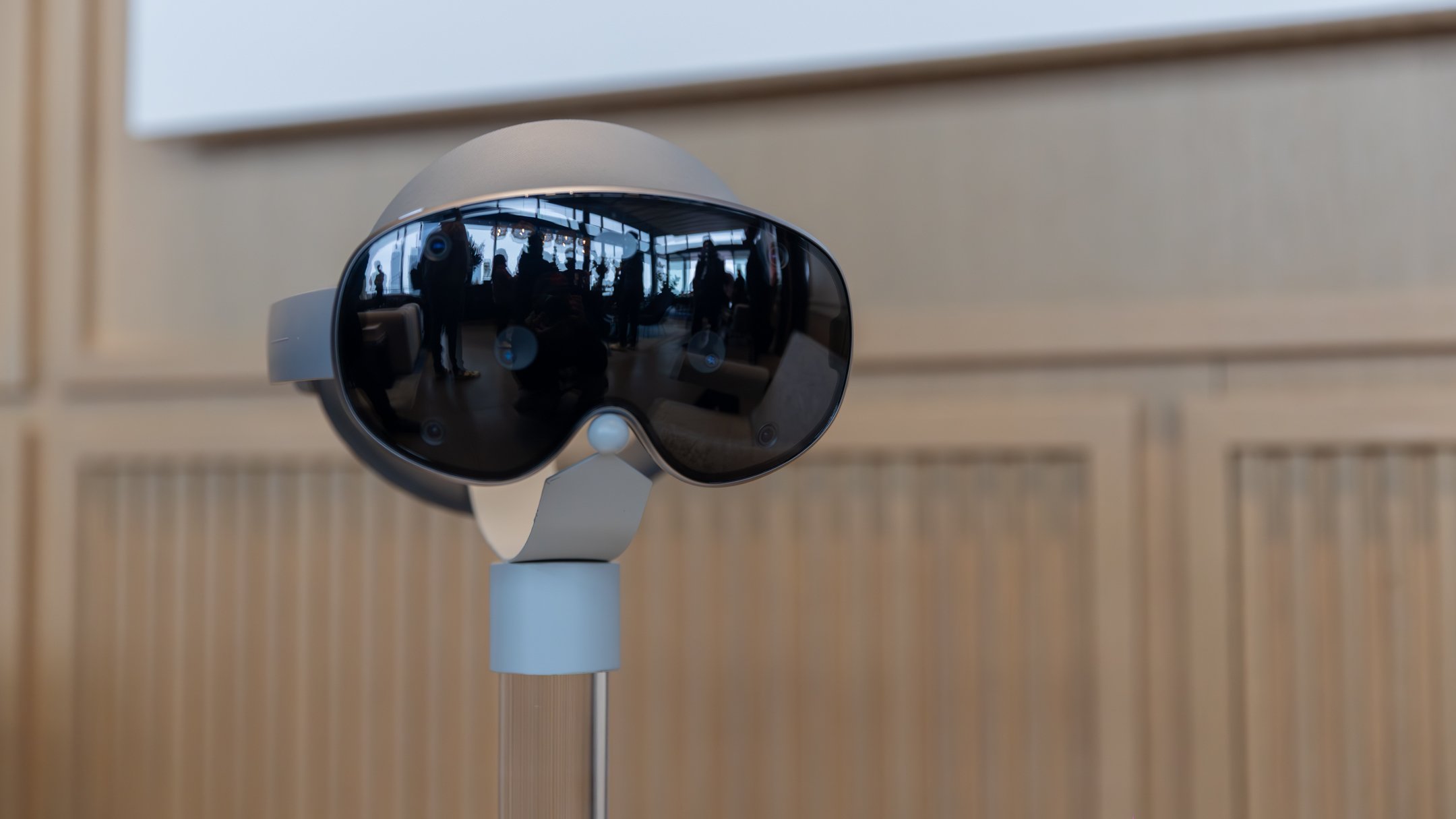 samsung galaxy xr headset on a pedestal