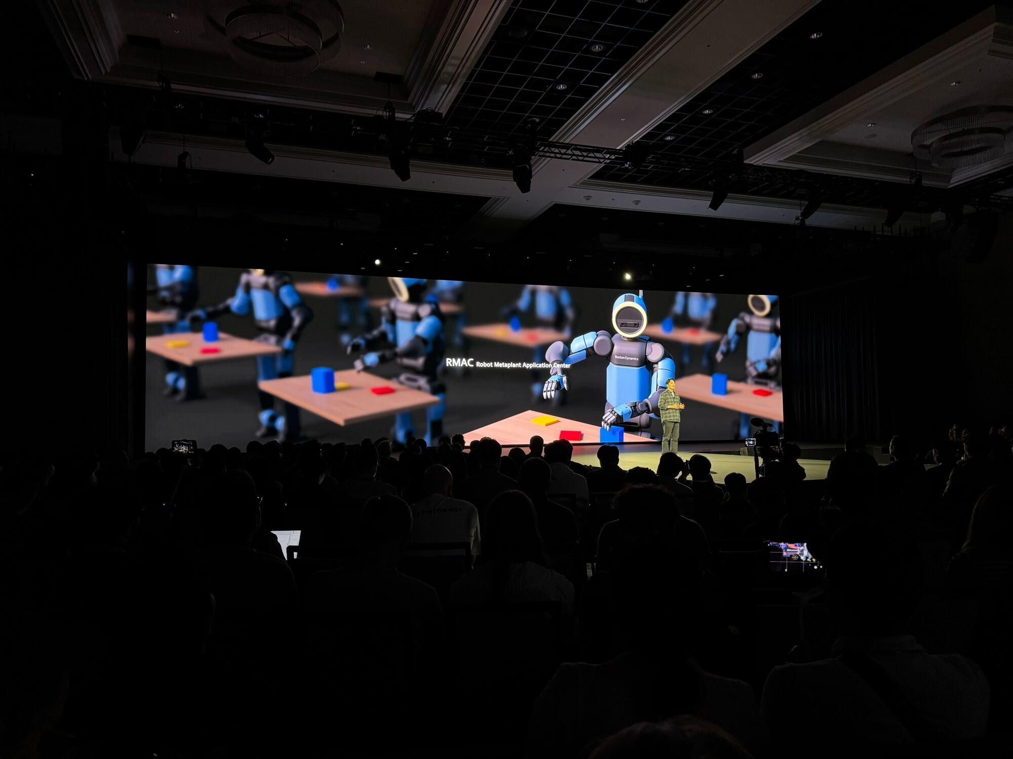 Hyundai&rsquo;s Robotics Metaplant Application Center