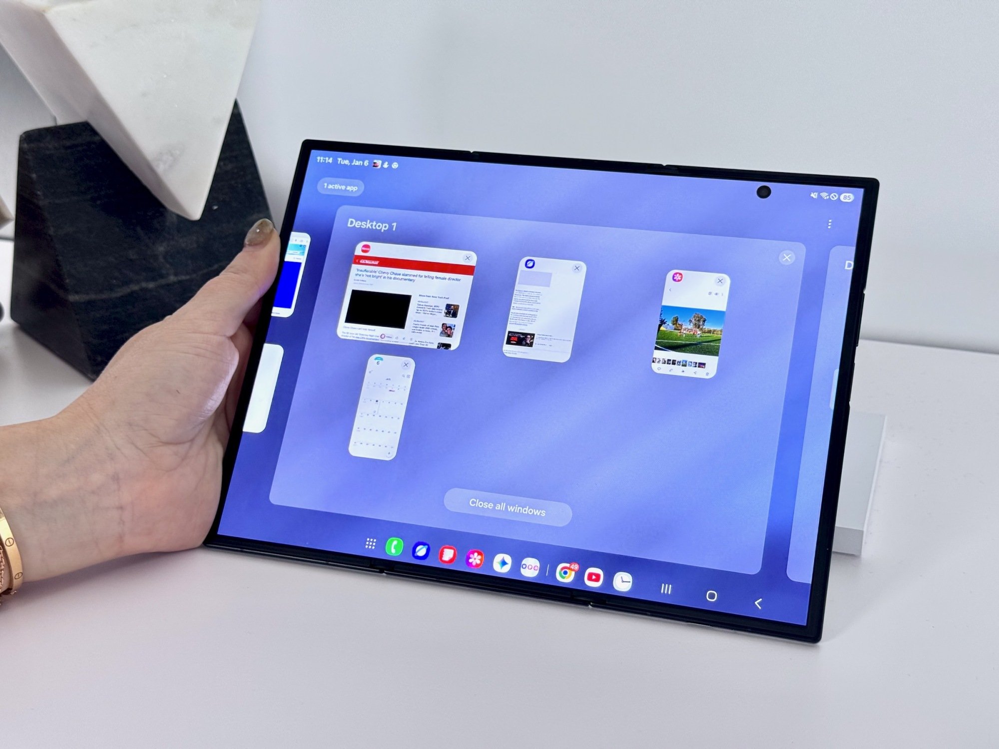 samsung dex experience on galaxy z trifold