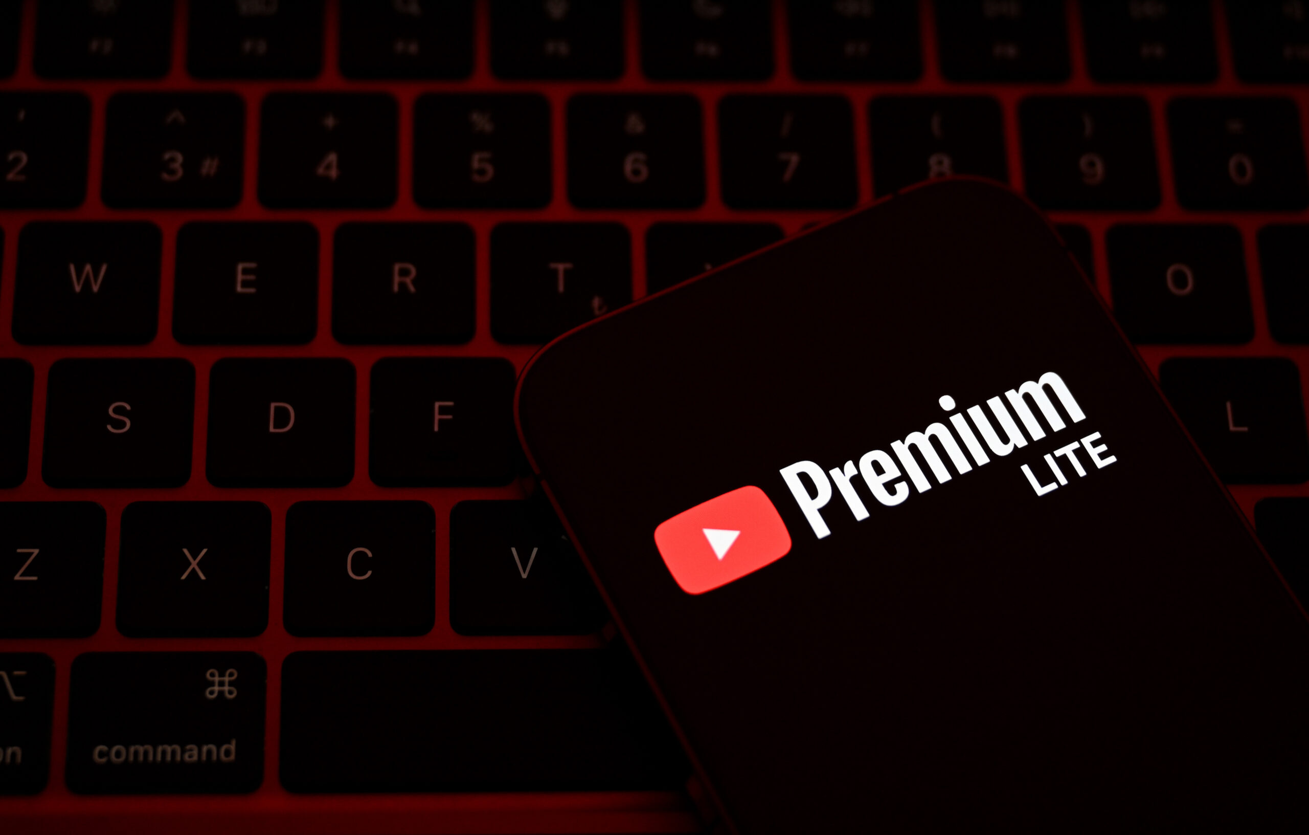 YouTube Premium Lite