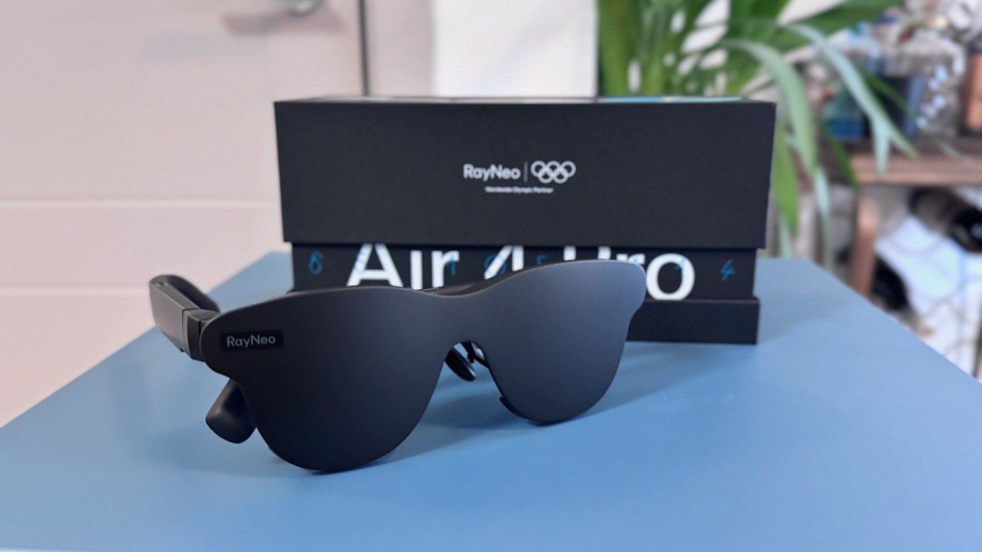 ray neo air 4 pro glasses with box