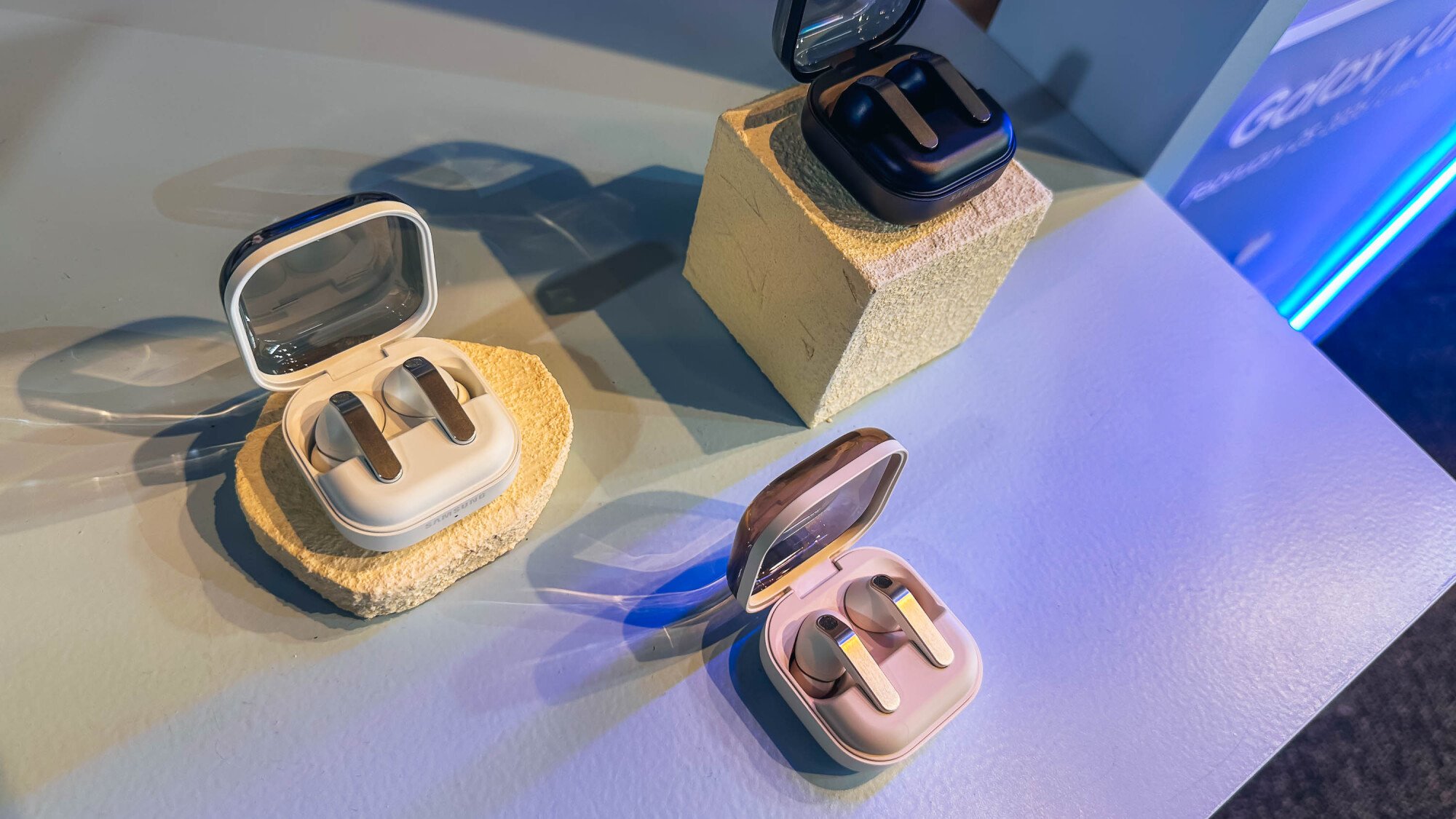 the samsung galaxy buds4 pro