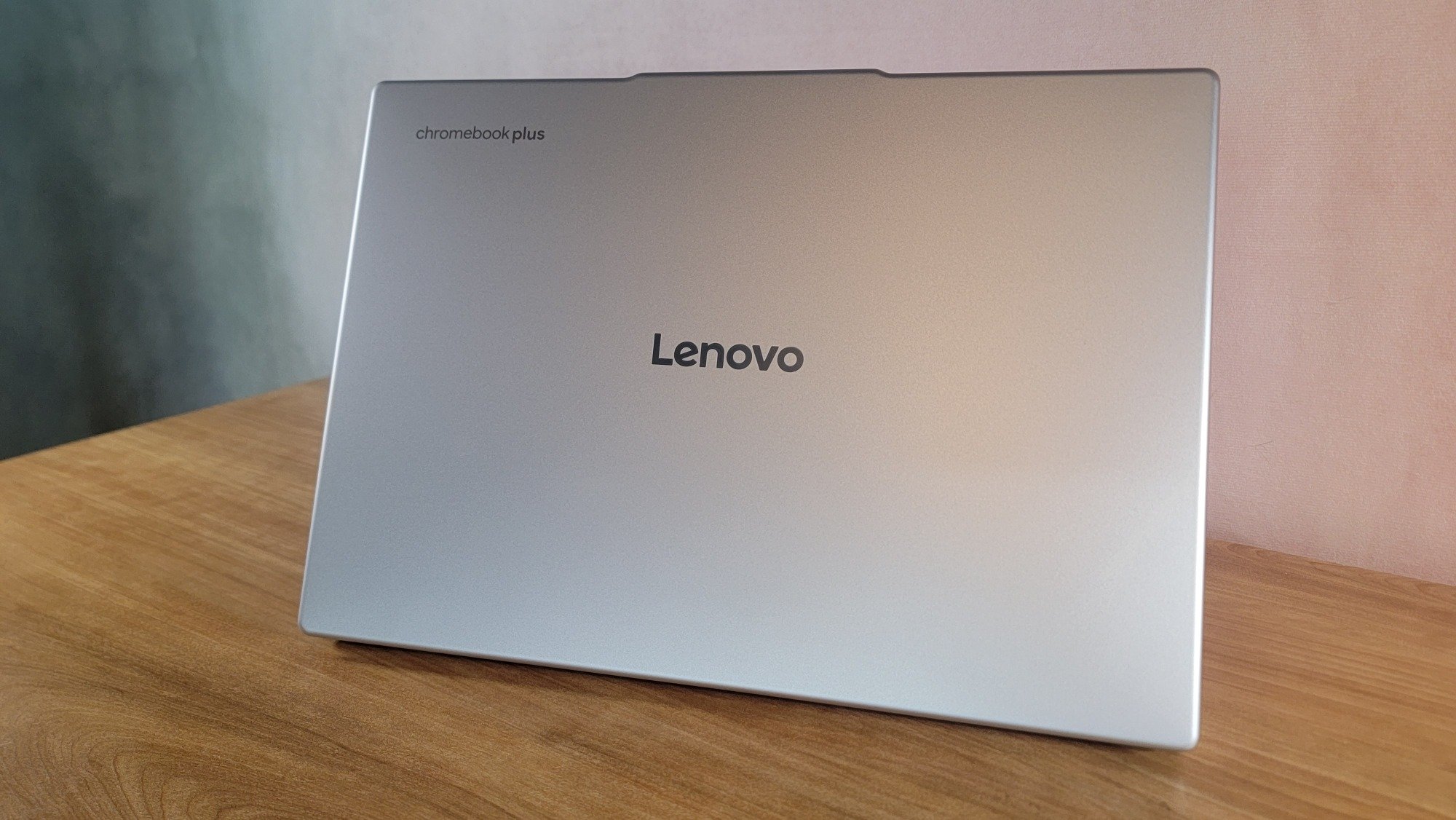 silver lid of chromebook plus