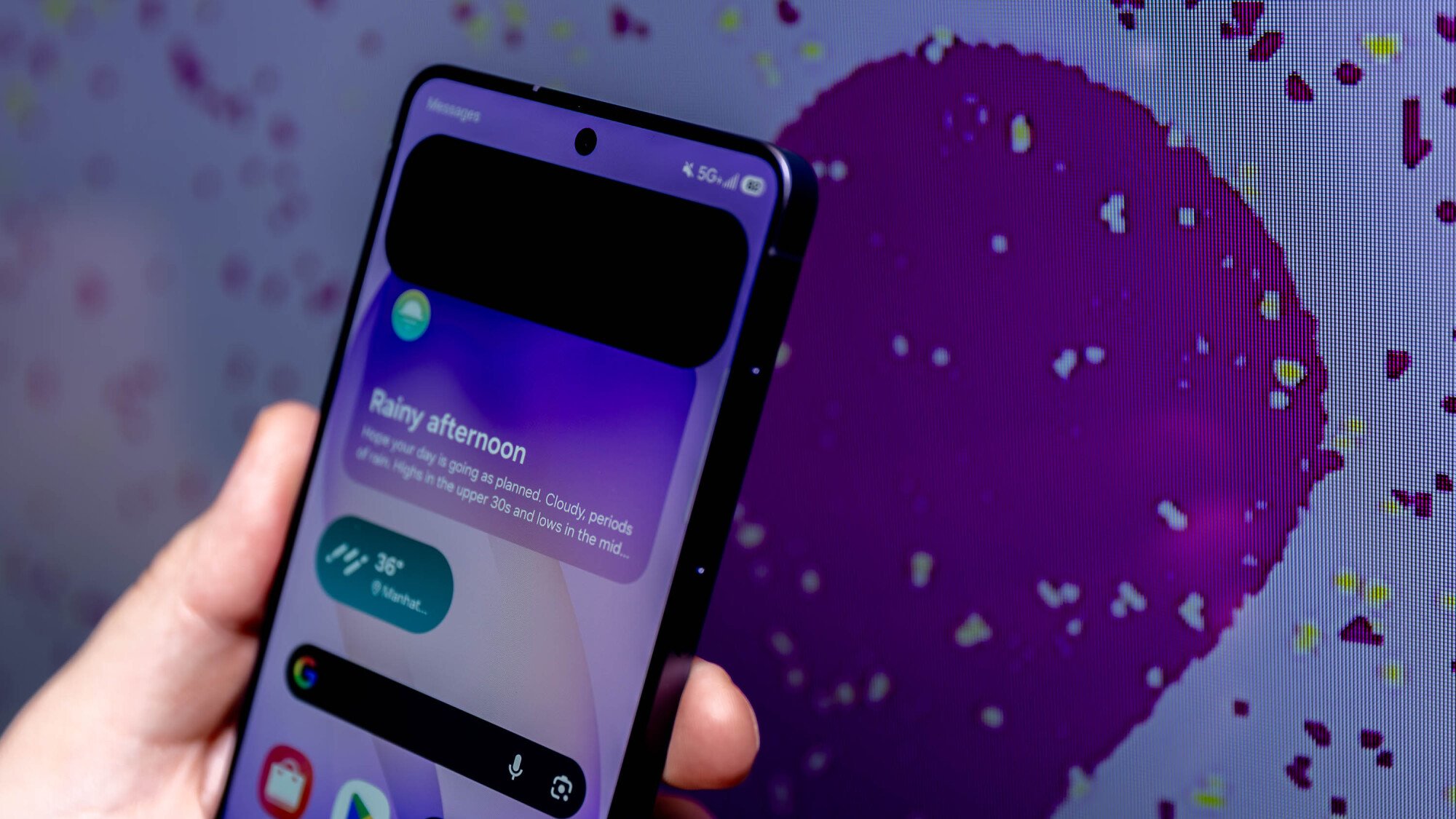 privacy display in action on s26 ultra smartphone