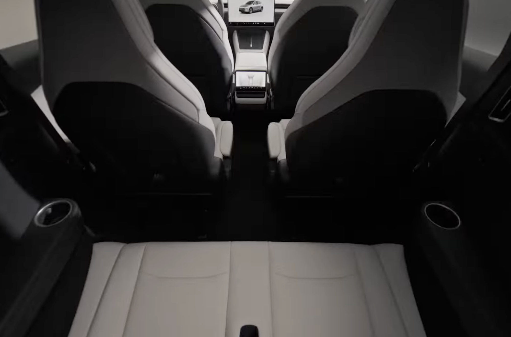 Tesla Model Y L