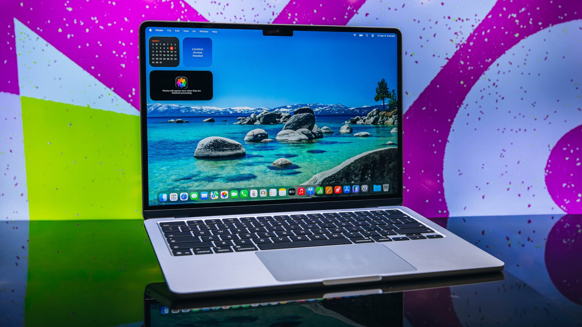 macbook air m5 open to homescreen