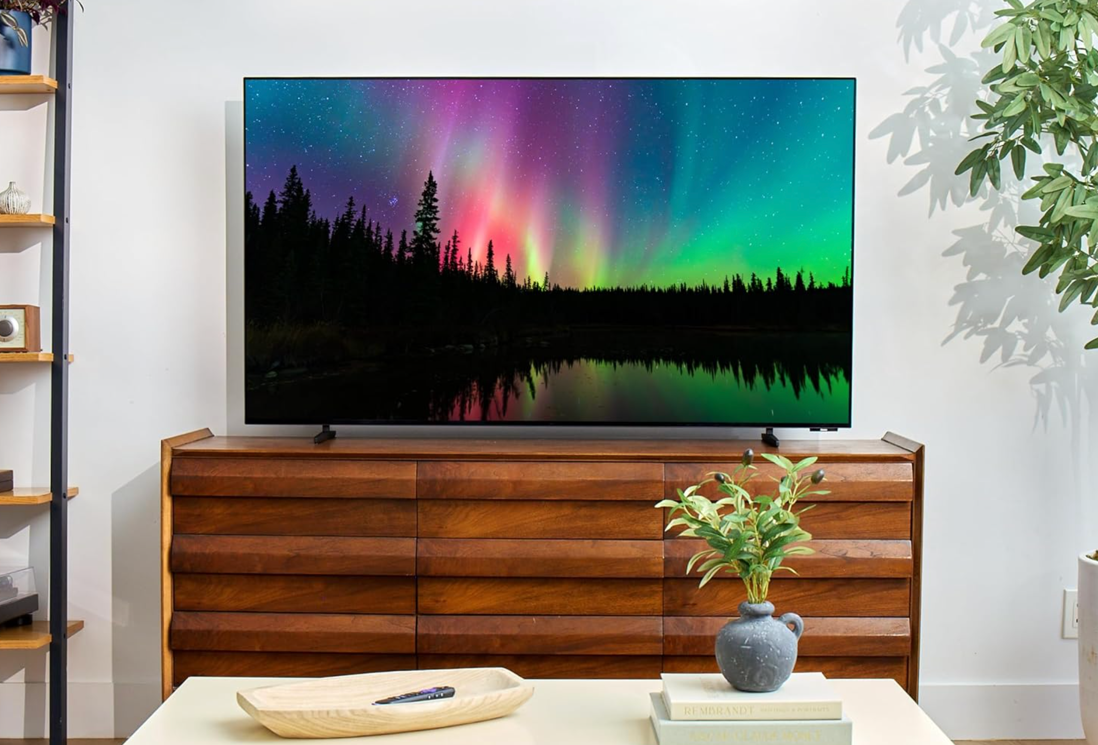 Roku Pro Series LX OLED TV